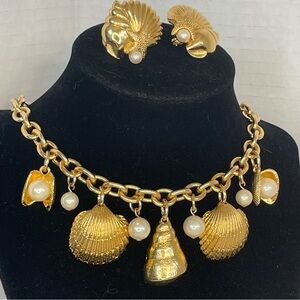 Vtg Avon Gold Treasures Sea Demi Parure Starfish Earrings Necklace Pearl Clip On
